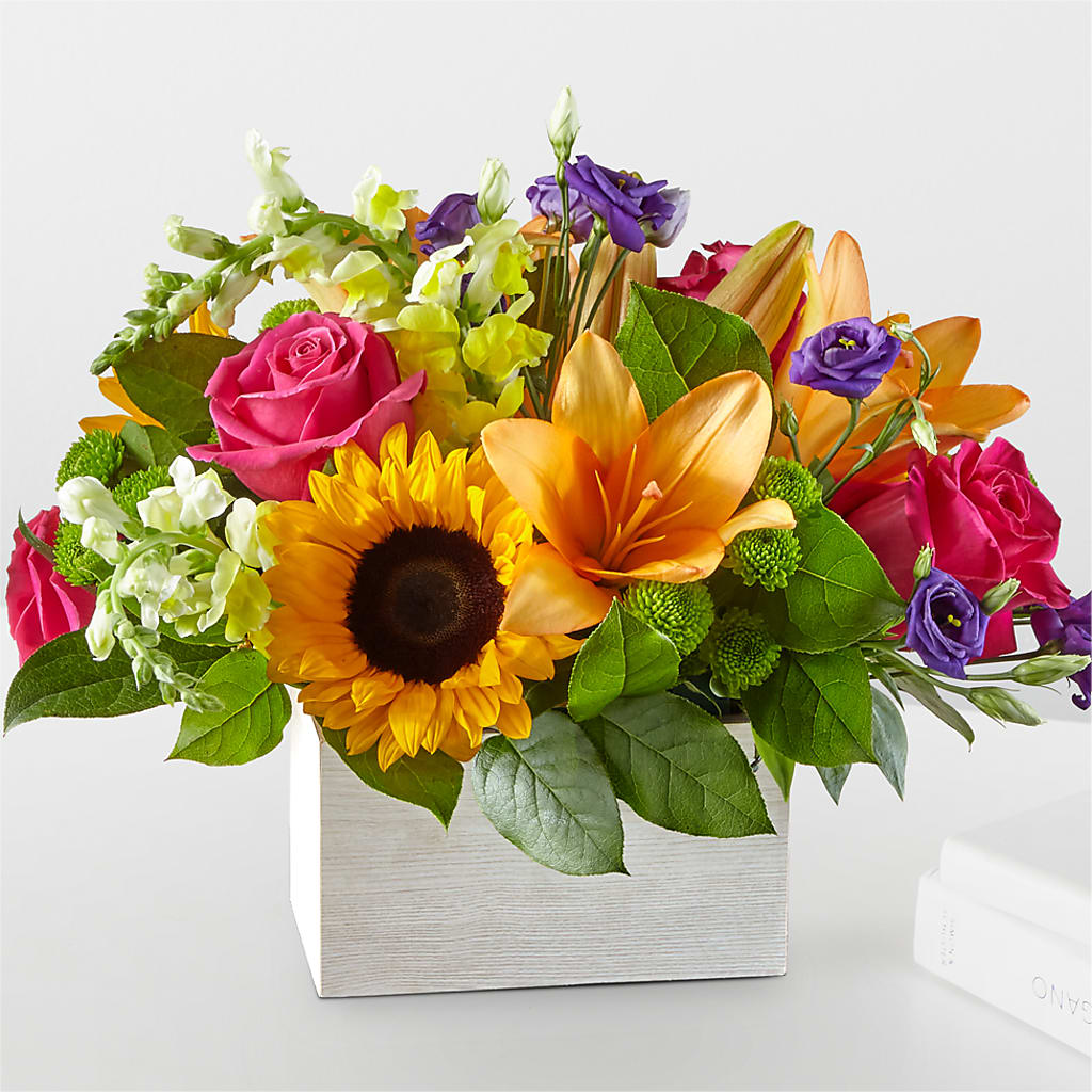 Best Day Box Bouquet – BLOSSOMS & BALLOONS FLORIST, Roseville CA