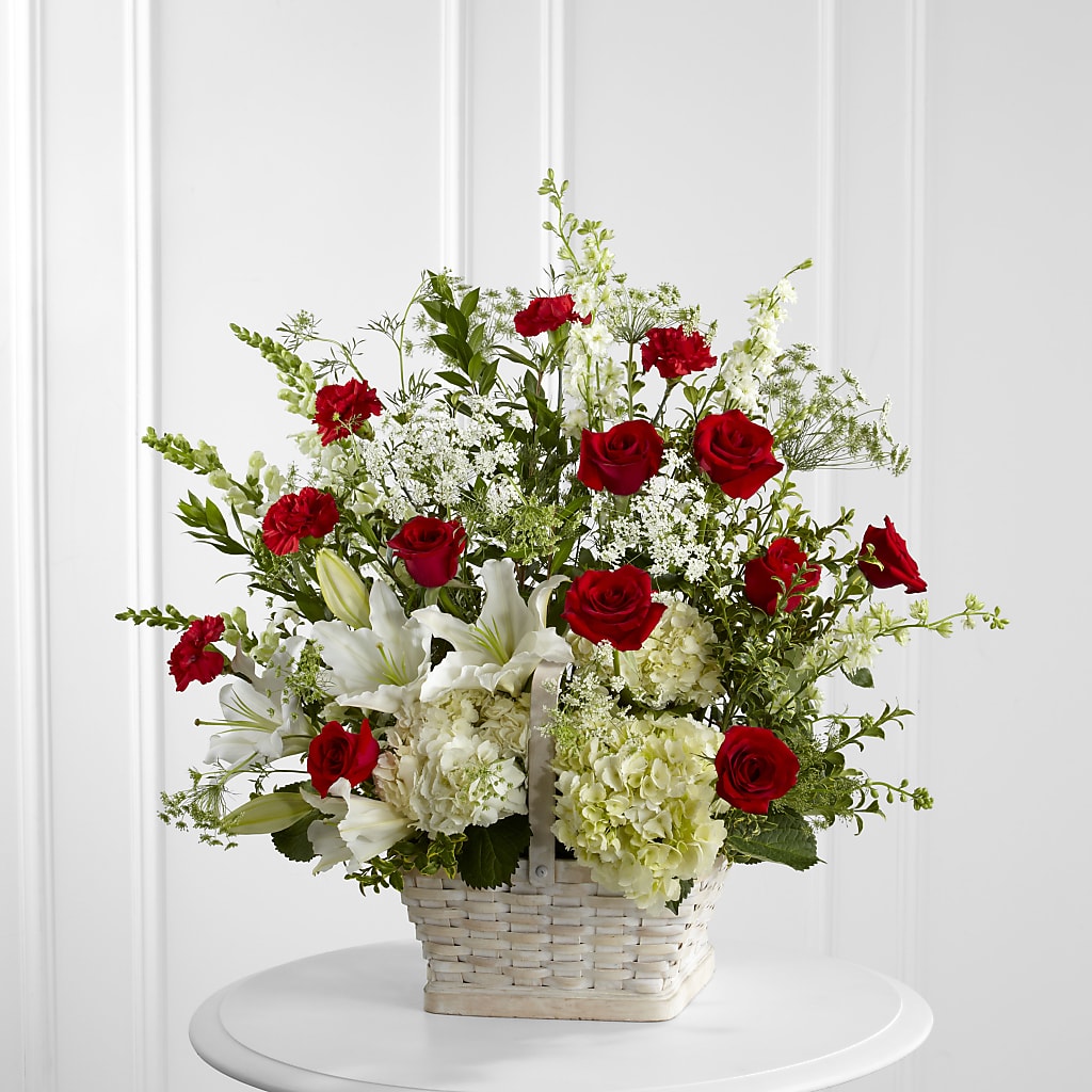 In Loving Memory Arrangement – BLOSSOMS & BALLOONS FLORIST, Roseville CA