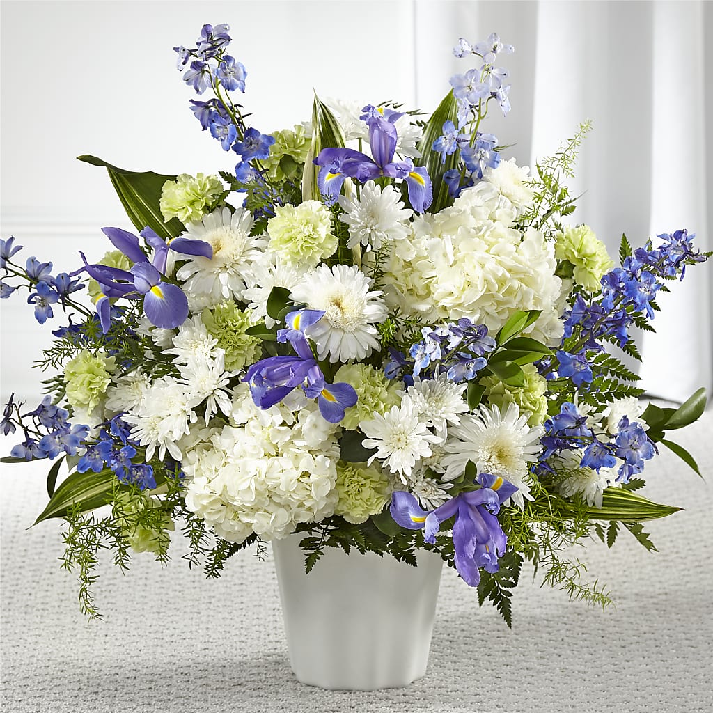 Soft Serenity Floor Basket – BLOSSOMS & BALLOONS FLORIST, Roseville CA