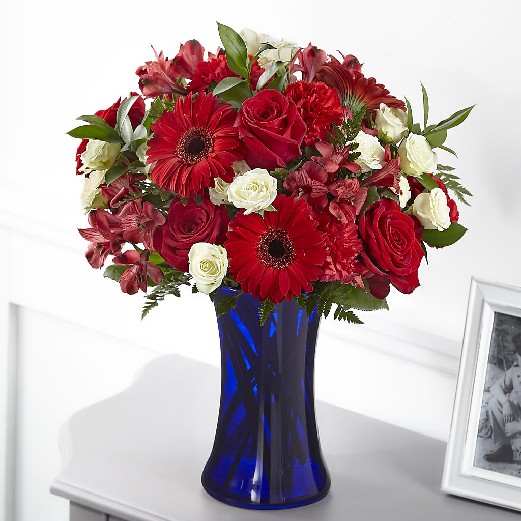 Hearts Embrace Bouquet – BLOSSOMS & BALLOONS FLORIST, Roseville CA
