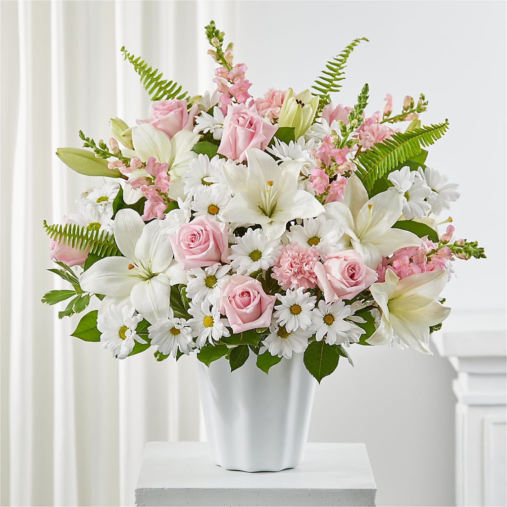 Soft Touch Tabletop Basket – BLOSSOMS & BALLOONS FLORIST, Roseville CA