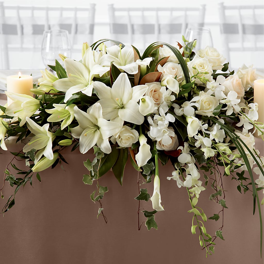 White Linen Arrangement – BLOSSOMS & BALLOONS FLORIST, Roseville CA