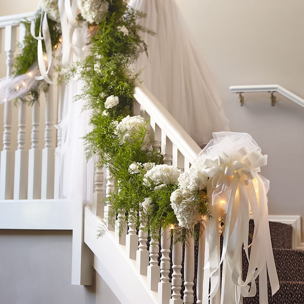 Champagne Dreams Garland – BLOSSOMS & BALLOONS FLORIST, Roseville CA