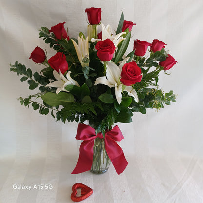 Enchanting Romance – BLOSSOMS & BALLOONS FLORIST, Roseville CA
