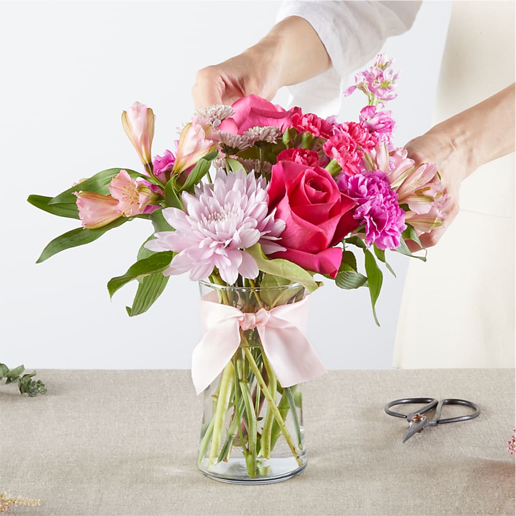 Pink Ribbon - A Florist Original – BLOSSOMS & BALLOONS FLORIST, Roseville CA
