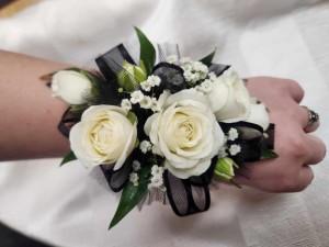 Classic Rose wristlet – BLOSSOMS & BALLOONS FLORIST, Roseville CA