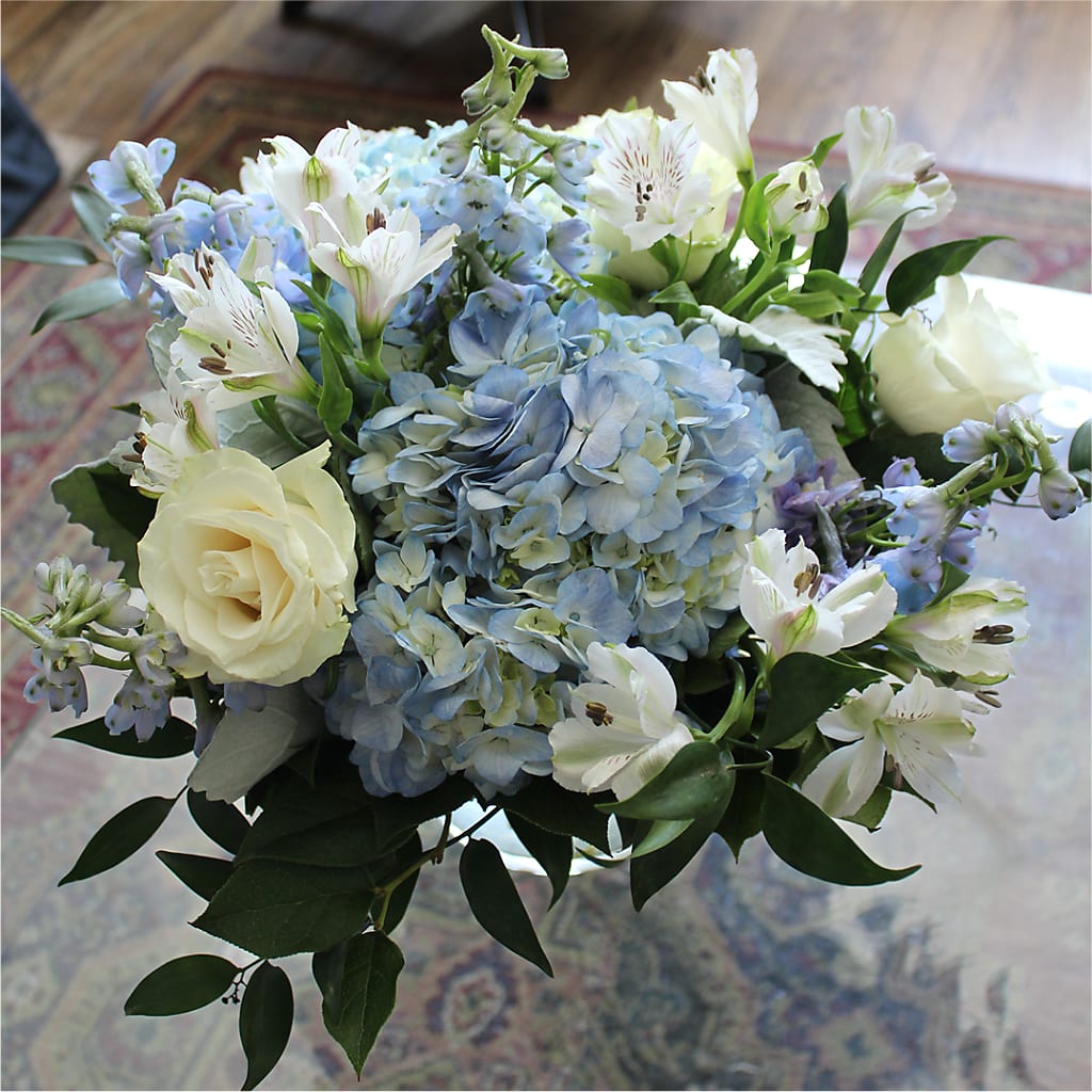 Clear Skies Bouquet – BLOSSOMS & BALLOONS FLORIST, Roseville CA