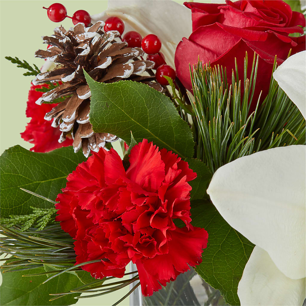 Glistening Icicles Bouquet – BLOSSOMS & BALLOONS FLORIST, Roseville CA