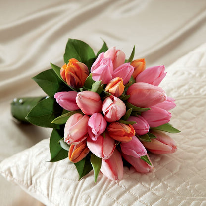 Embraceable Bouquet – BLOSSOMS & BALLOONS FLORIST, Roseville CA
