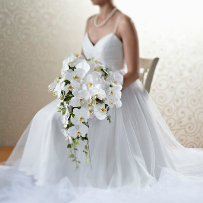 Classic White Bouquet – BLOSSOMS & BALLOONS FLORIST, Roseville CA